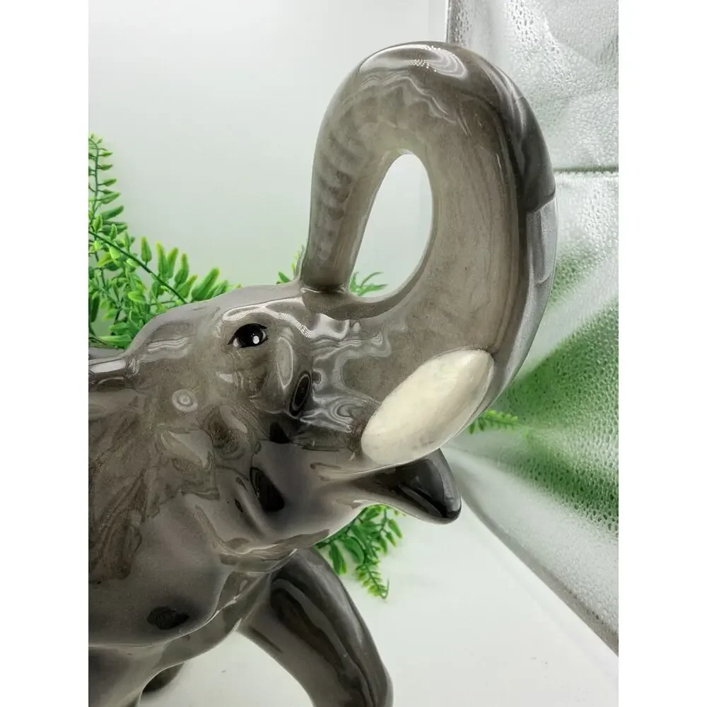 Hutschenreuter Large Elephant. 1950 - 1960. Bavaria Germany.